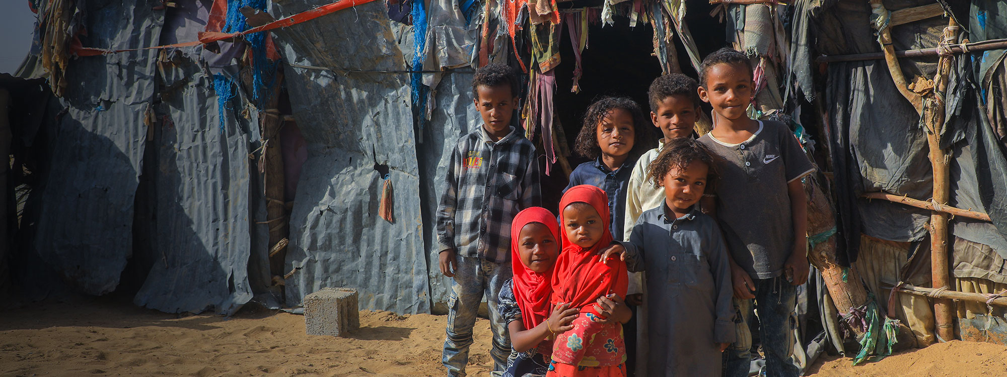 Yemeni children smiling in a group