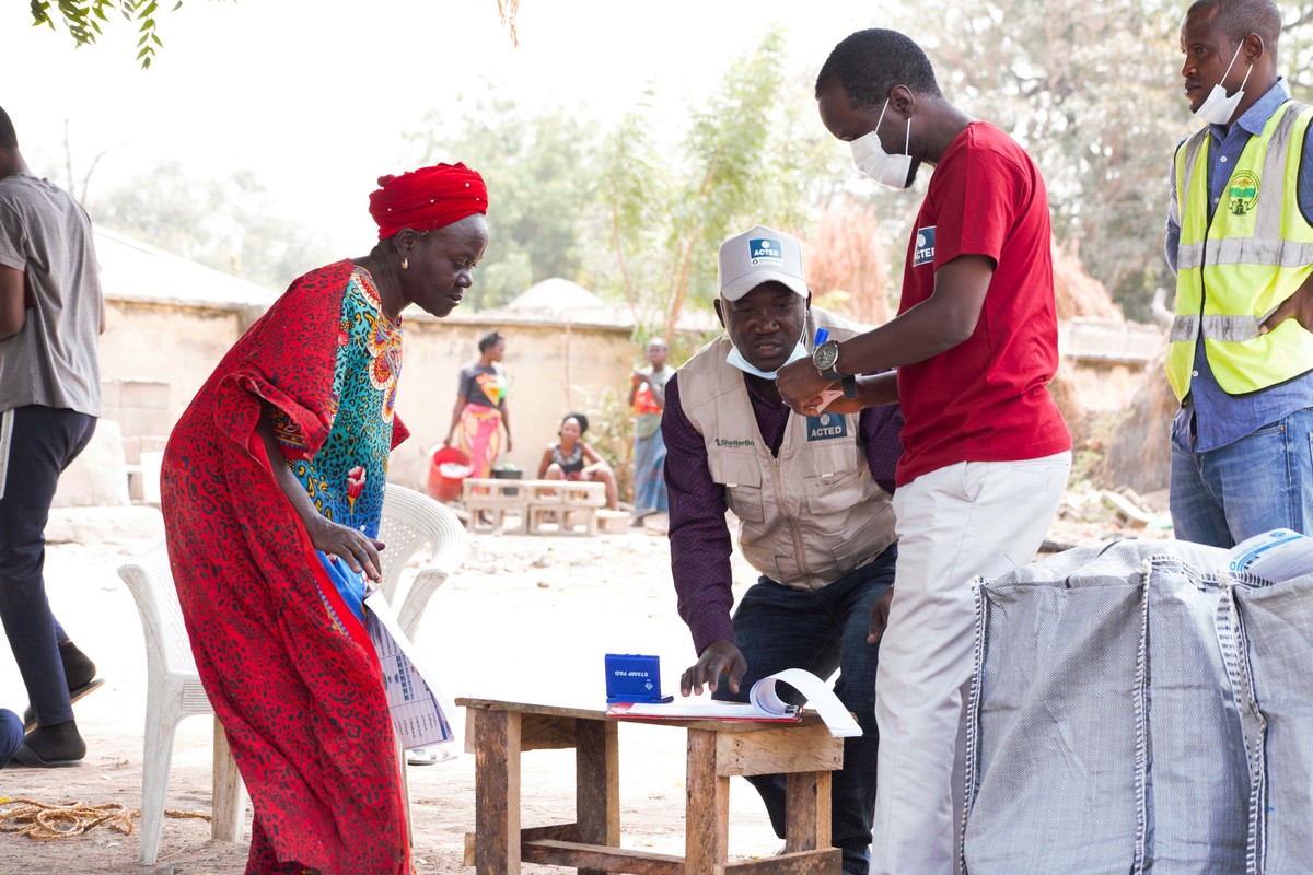 People receiving aid in Nigeria