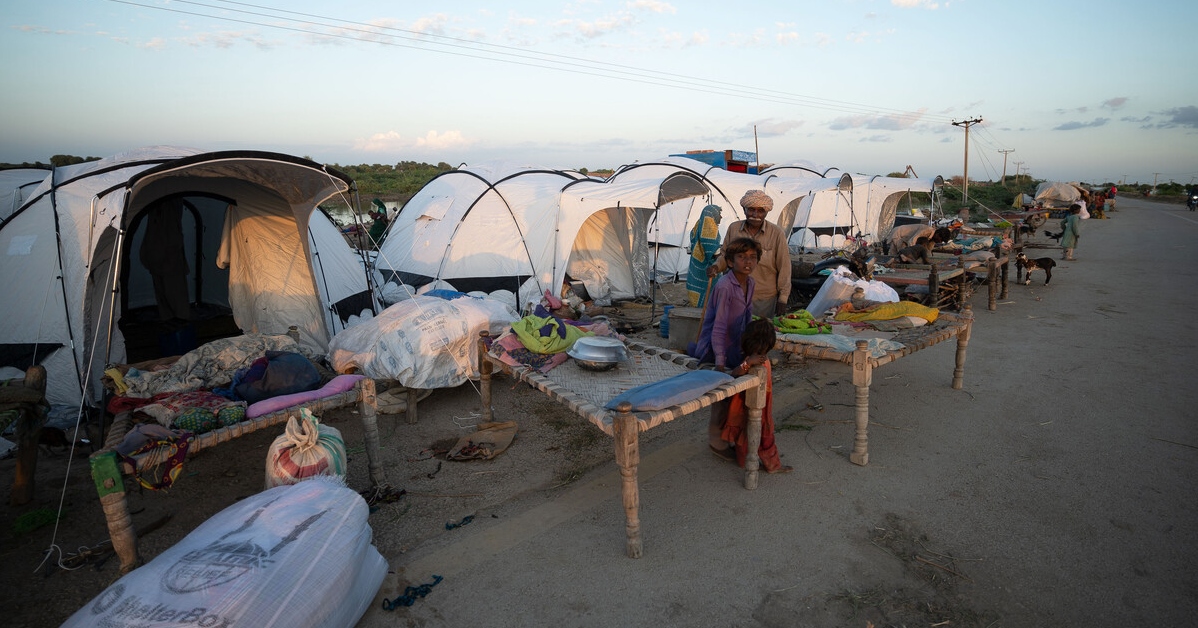 Sun Lakes Rotary Club urges support for Shelter Box