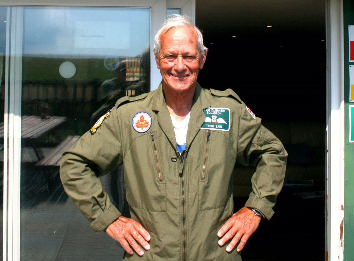 Man wearing airman overalls