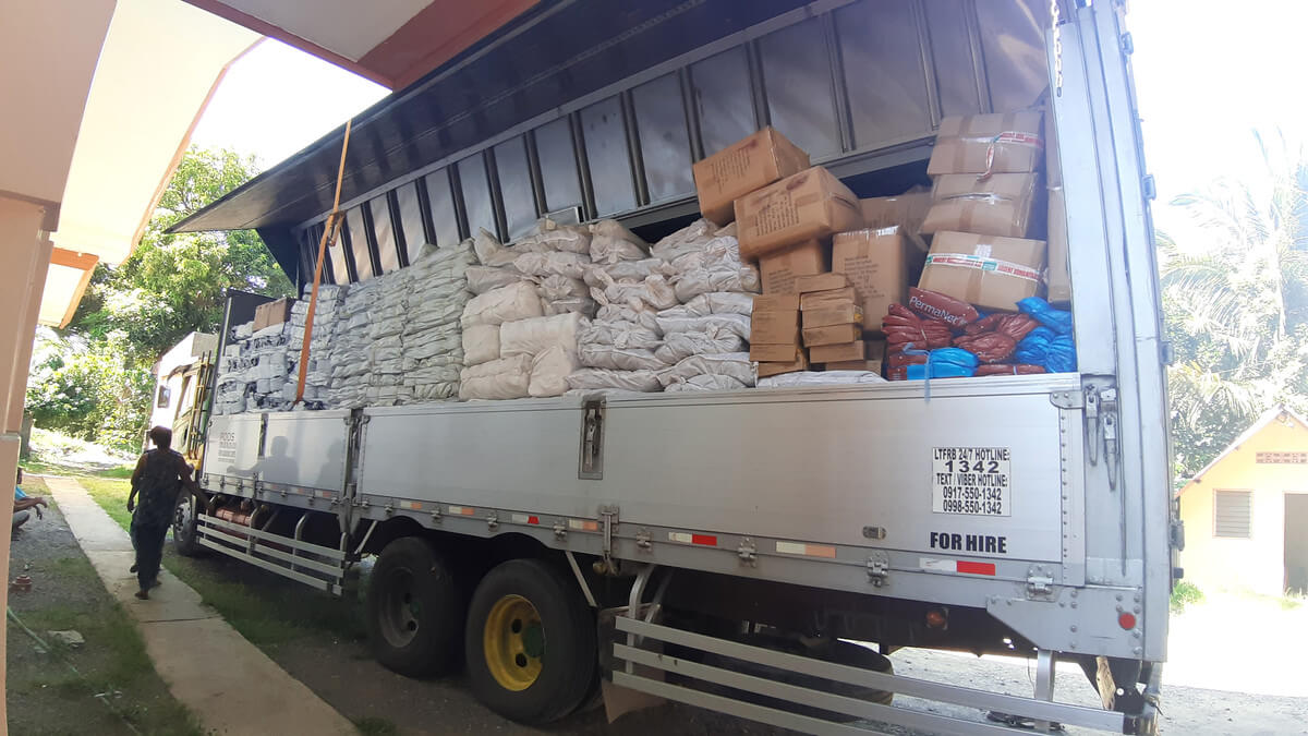Truck containing ShelterBox aid arrives in the Philippines